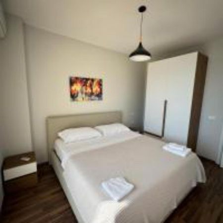 Nuna Hotel Radhimë Zewnętrze zdjęcie