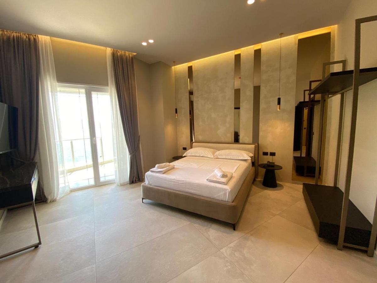 Nuna Hotel Radhimë Zewnętrze zdjęcie