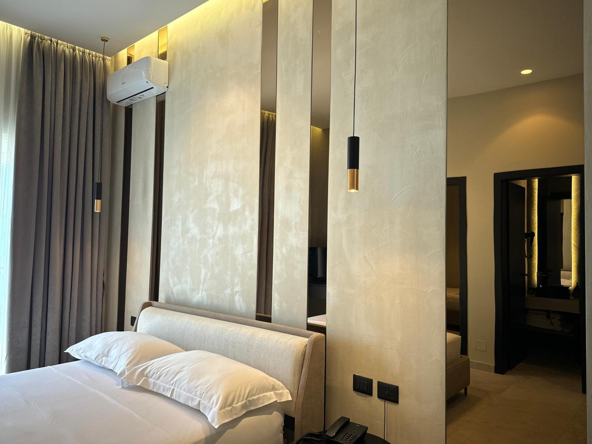 Nuna Hotel Radhimë Zewnętrze zdjęcie