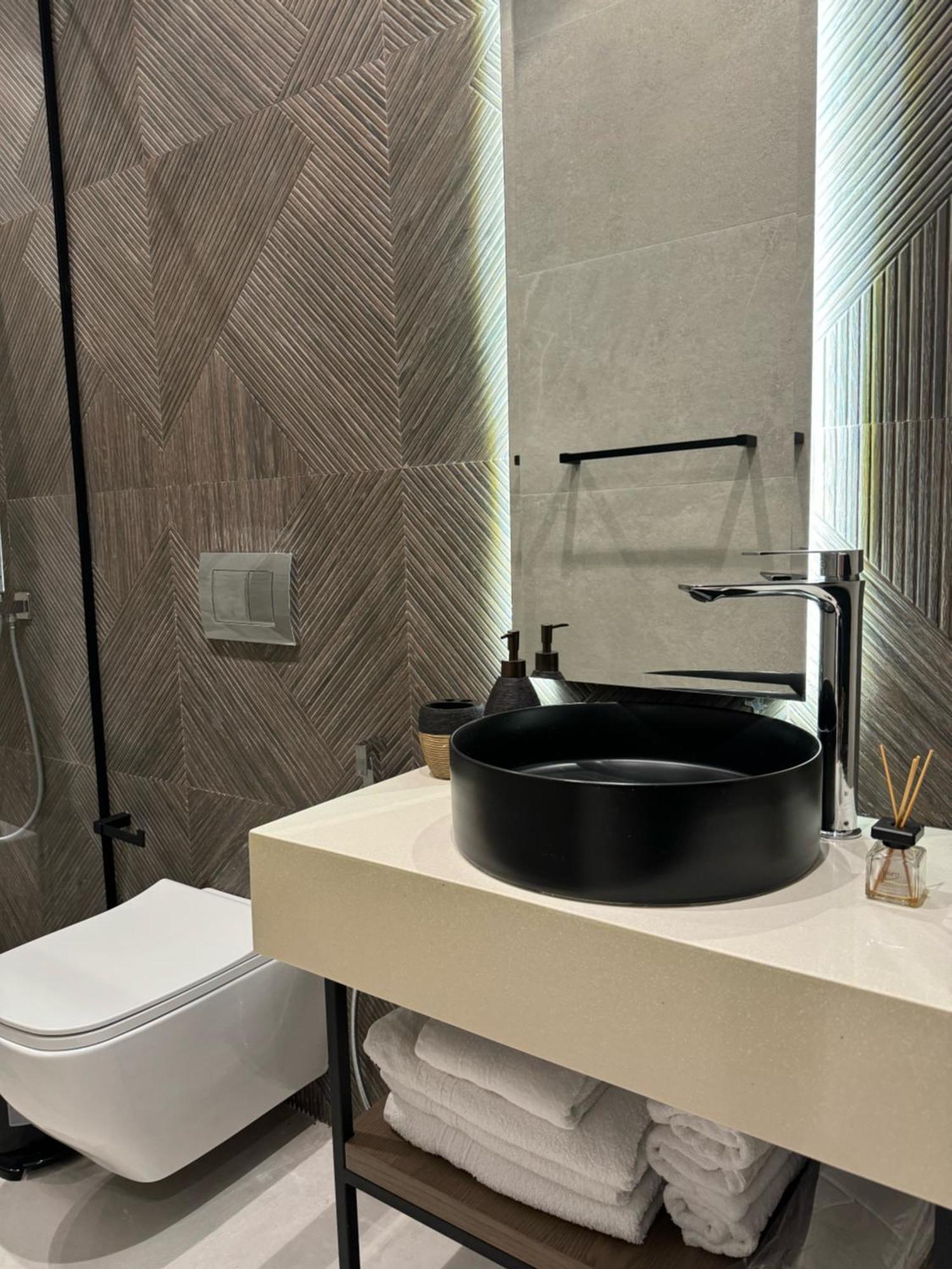 Nuna Hotel Radhimë Zewnętrze zdjęcie