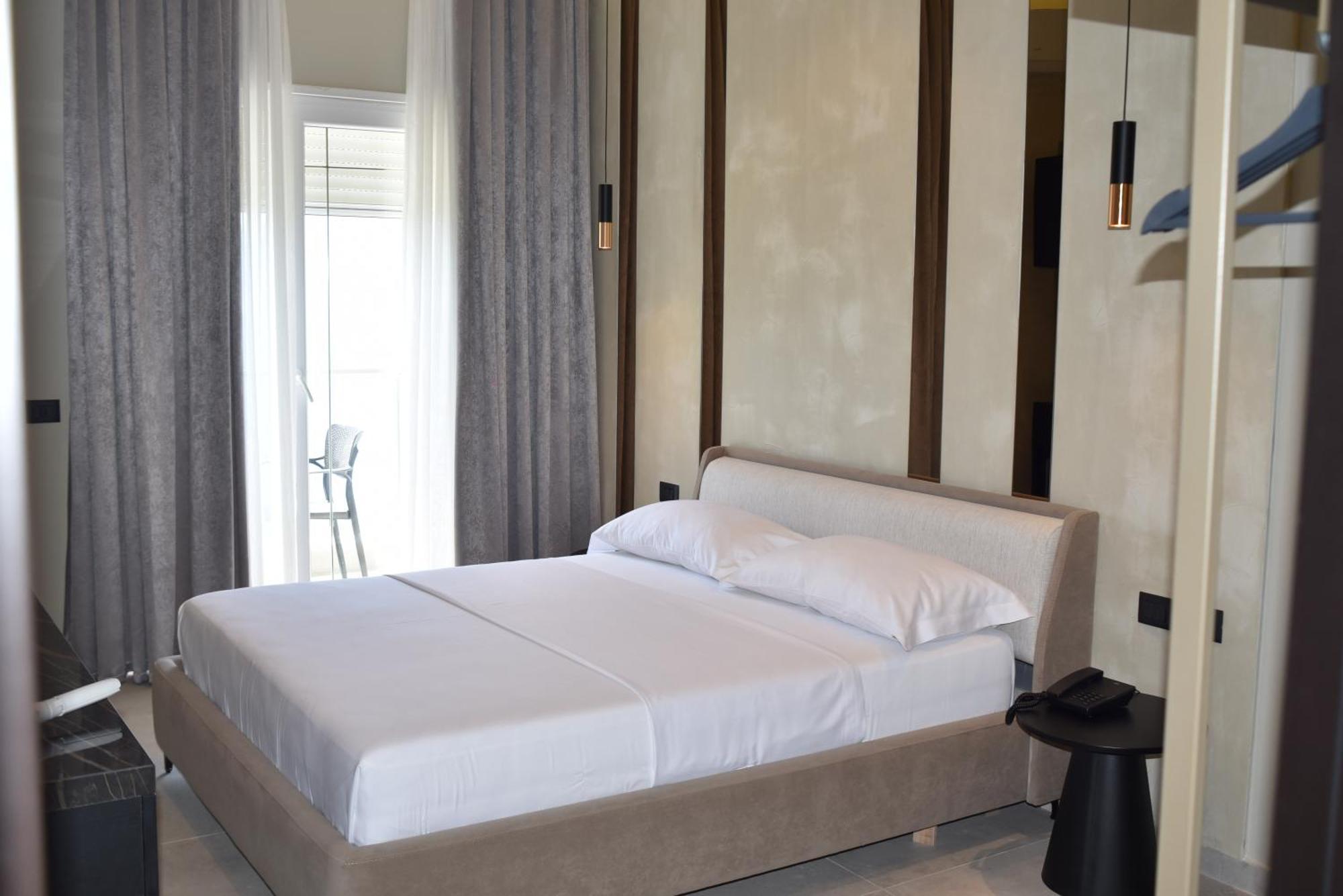 Nuna Hotel Radhimë Pokój zdjęcie
