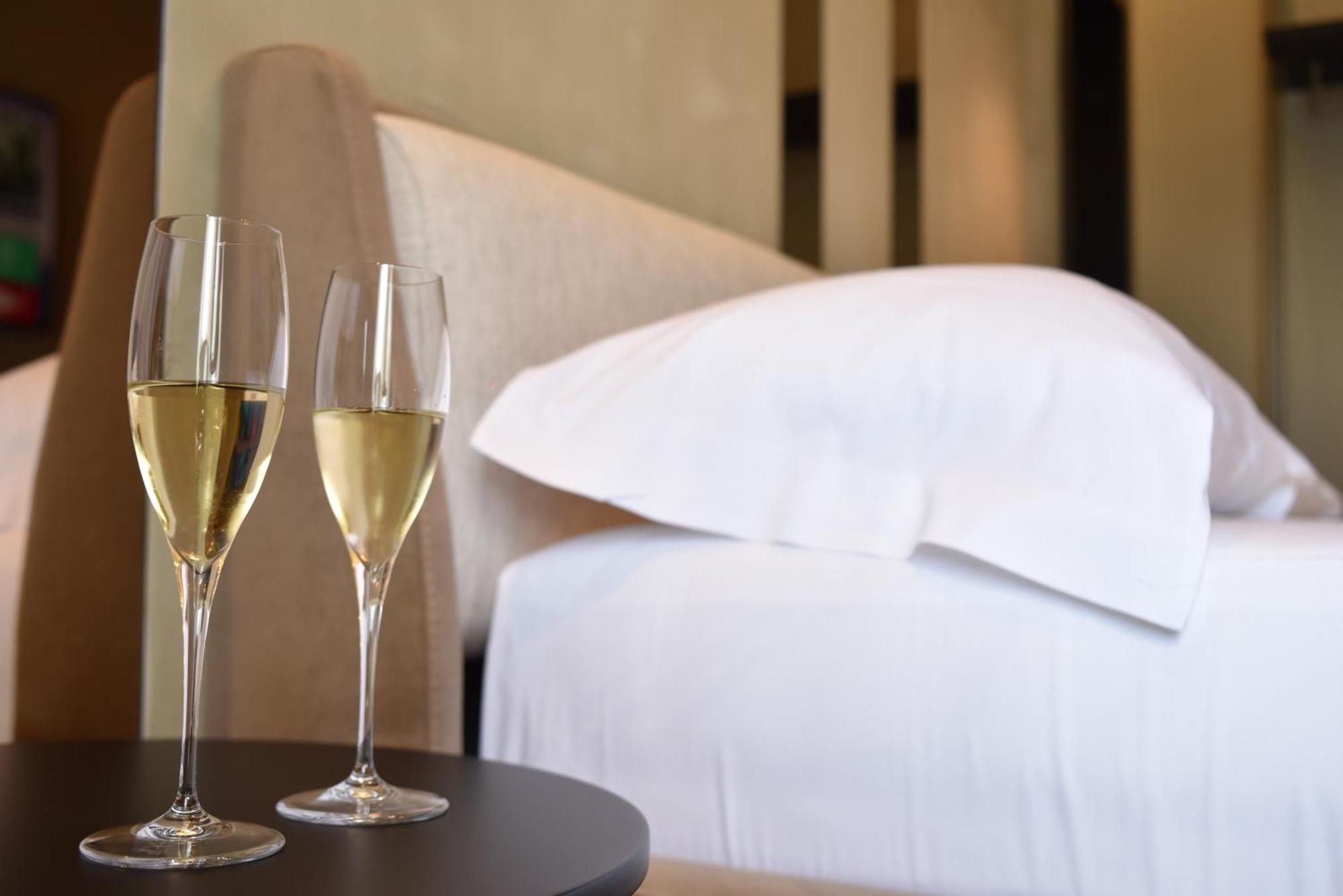 Nuna Hotel Radhimë Pokój zdjęcie